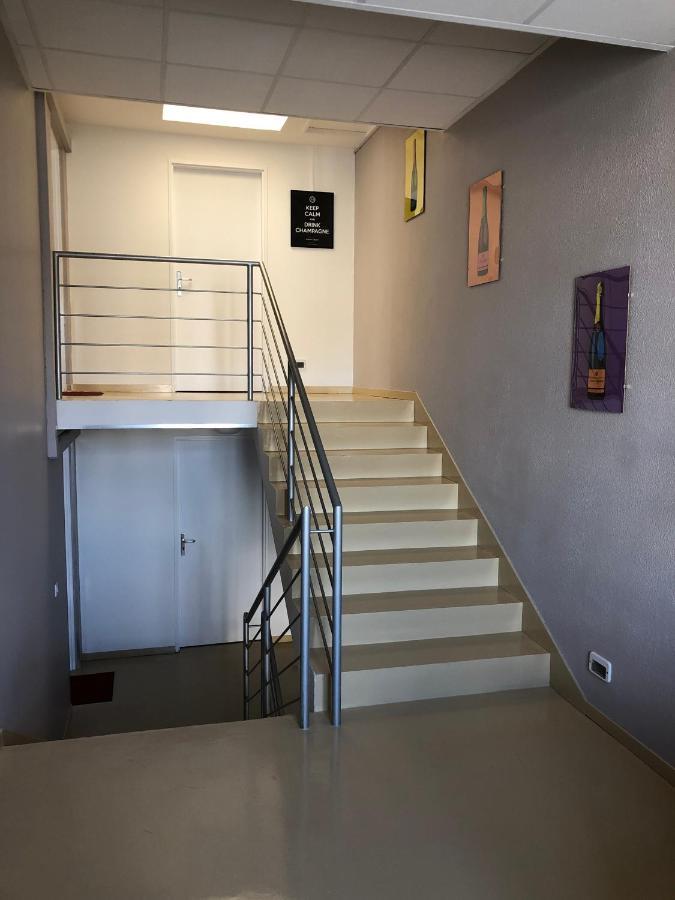 Le Gite Du Jard Épernay Exteriör bild
